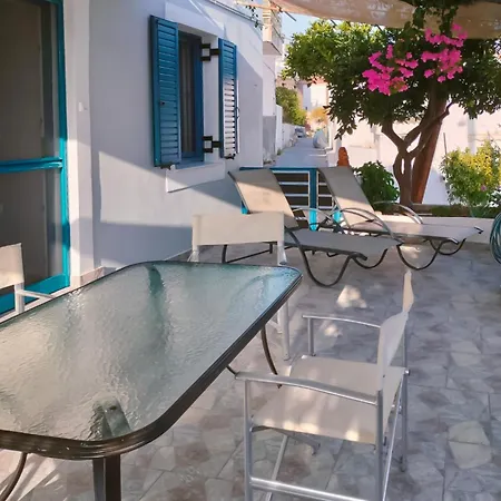 John'S House Apartment Poros Town Exterior photo