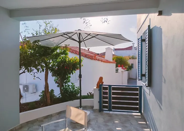 John\'S House